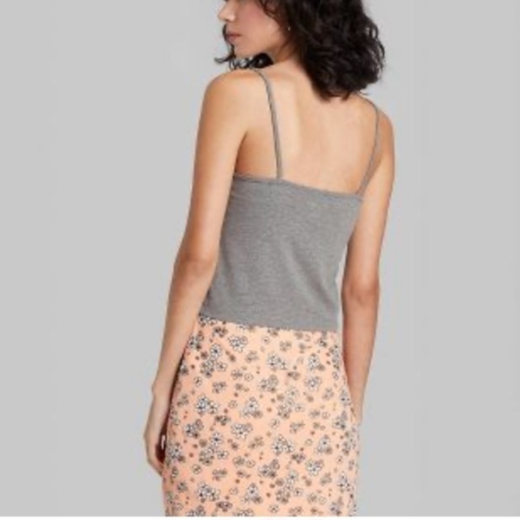 Wild FABLE NWT Slim Fit Cropped Cami Tank Top Basic Grey - Picture 2 of 10